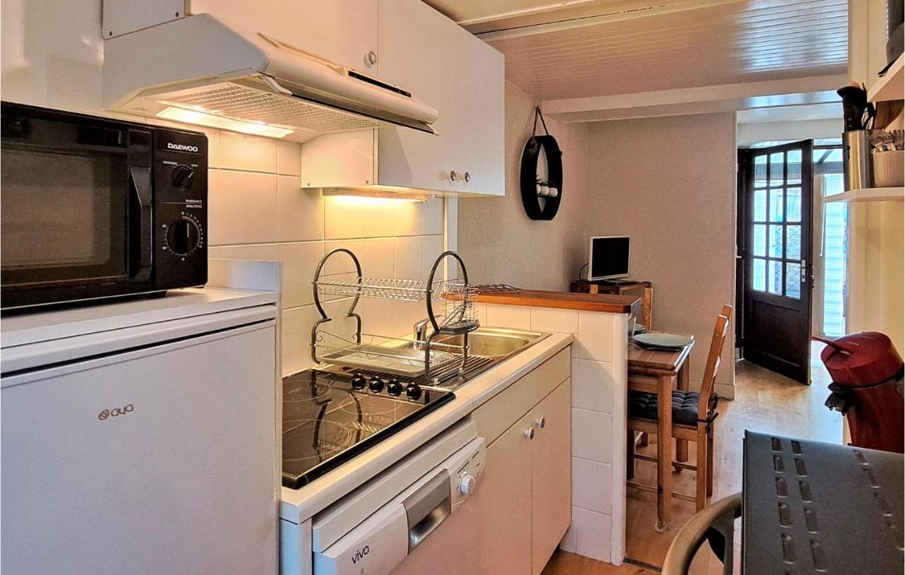 1 Bedroom Lovely Apartment In Grandcamp-Maisy Luaran gambar