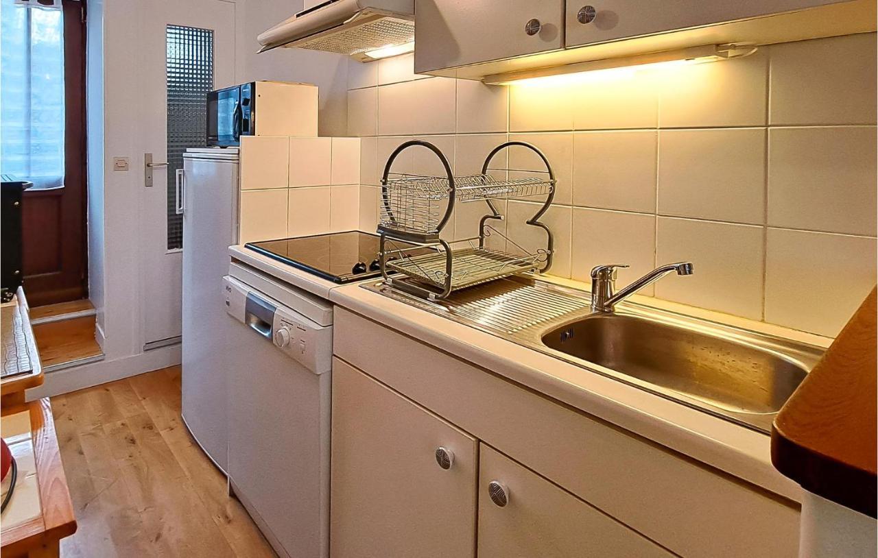 1 Bedroom Lovely Apartment In Grandcamp-Maisy Luaran gambar